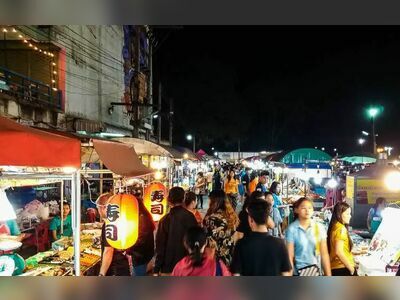 Kanchanaburi Walking Street, Kanchanaburi, Thailand