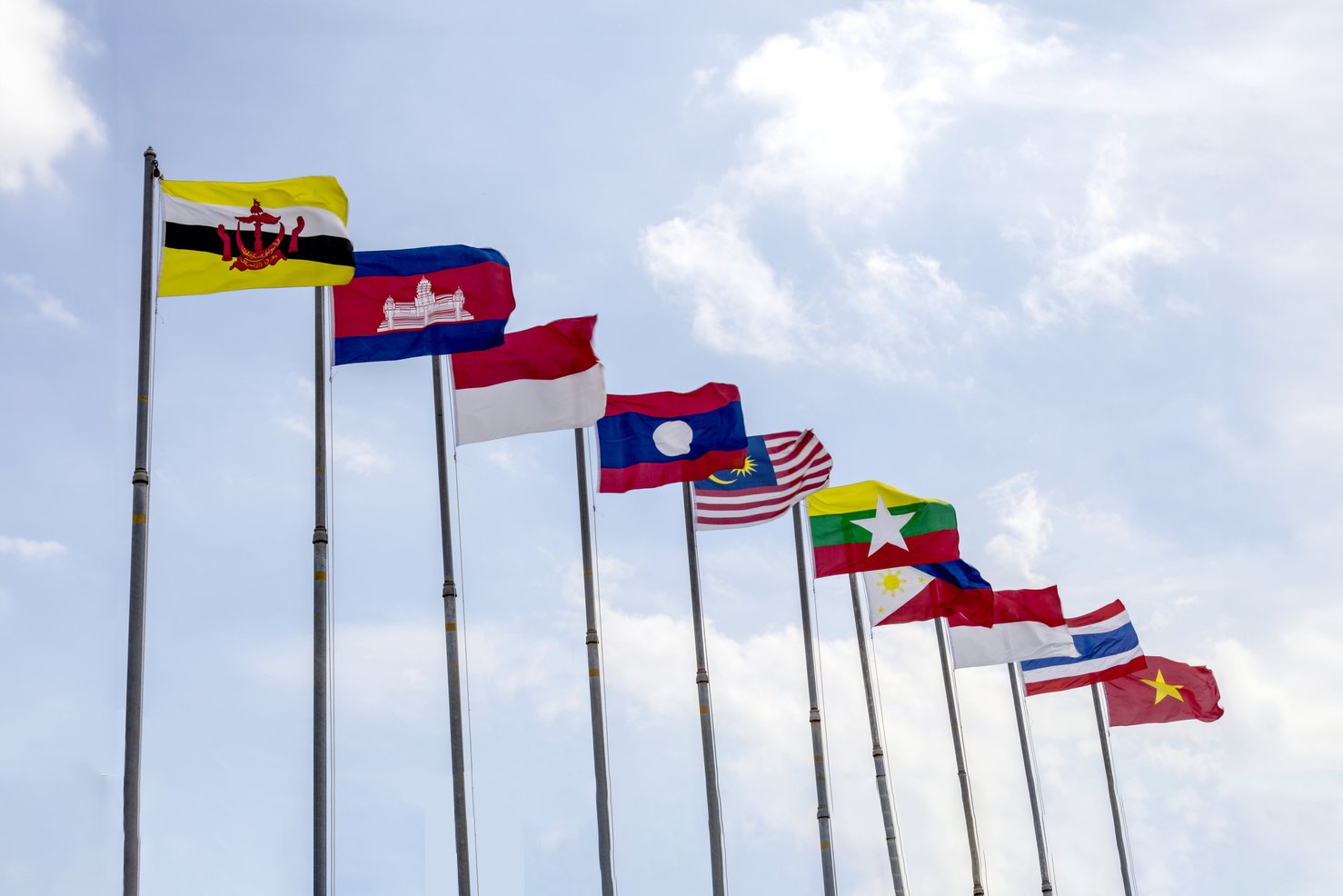 Cambodia Participates in ASEAN Prime Ministers' Meeting in Vientiane