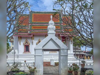 Wat Thung Si Mueang, Ubon Ratchathani, Thailand