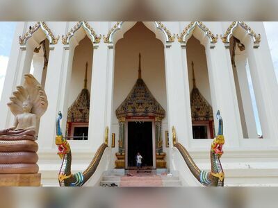 Wat Si Chomphu Ong Tue, Nong Khai, Thailand