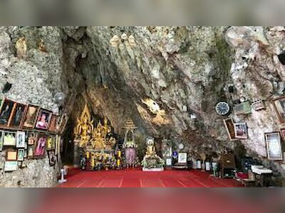 Wat Tham Pha Plong, Loei, Thailand