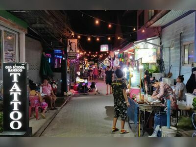 Sairee Night Market, Koh Tao, Thailand