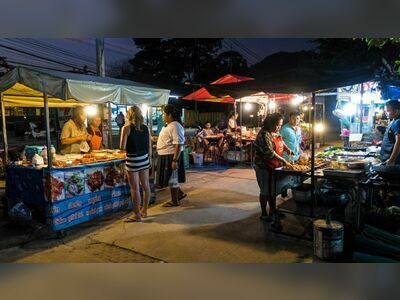 Sairee Night Market, Koh Tao, Thailand