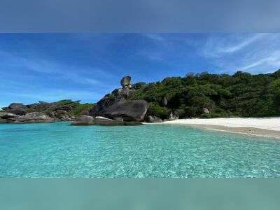 Donald Duck Bay (Ao Guerk), Similan Islands, Thailand