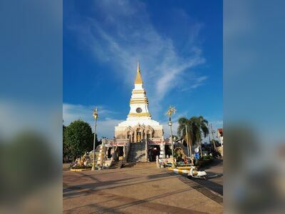 Wat Phra That Khlang Nam, Nong Khai, Thailand