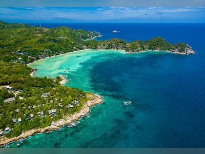 Chalok Baan Kao Bay, Koh Tao, Thailand