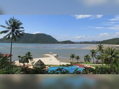 Klong Son Bay, Koh Chang, Thailand