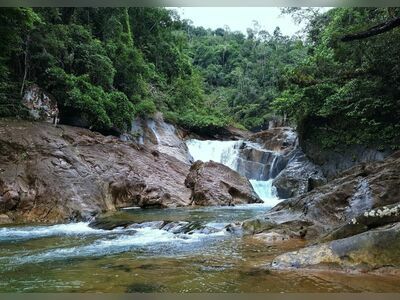 Than Mayom Waterfall, Koh Chang, Thailand