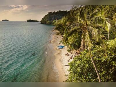 Lonely Beach, Koh Chang, Thailand