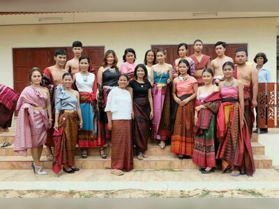 Silk Weaving Villages (Ban Tha Sawang), Surin, Thailand