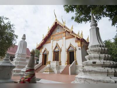 Wat Burapharam, Surin, Thailand