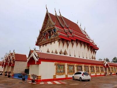Wat Si Chomphu Ong Tue, Nong Khai, Thailand