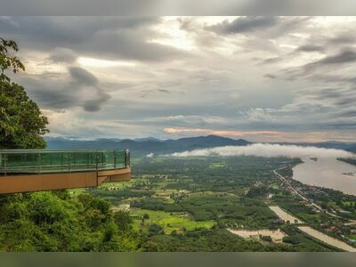 Wat Pa Tak Sua, Nong Khai, Thailand