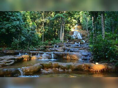 Pha Charoen Waterfall, Tak, Thailand