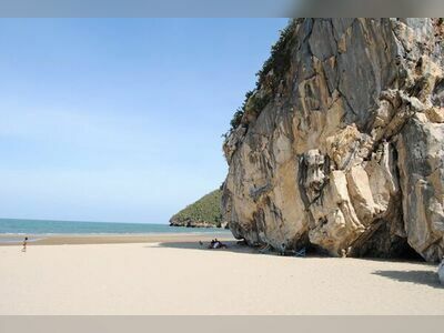 Khao Kalok (Skull Mountain), Prachuap Khiri Khan, Thailand