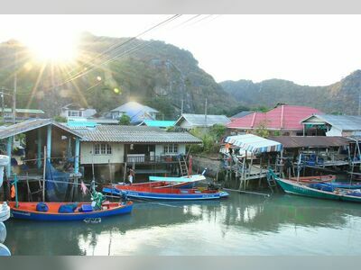 Ao Noi Fisherman's Village, Prachuap Khiri Khan, Thailand