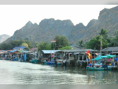 Ao Noi Fisherman's Village, Prachuap Khiri Khan, Thailand