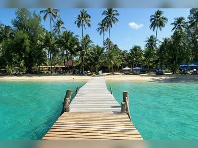 Ao Tapao Beach, Koh Kood, Thailand