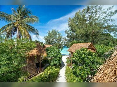 Castaway Resort Beach Bar, Koh Lipe, Thailand