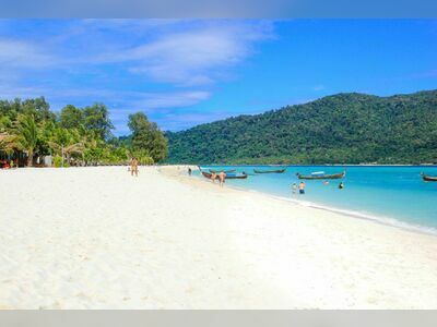 Sunrise Beach (Hat Chao Ley), Koh Lipe, Thailand