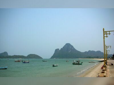 Prachuap Bay, Prachuap Khiri Khan, Thailand