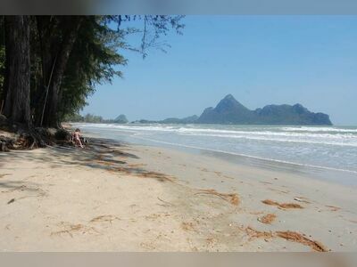 Ao Manao Beach, Prachuap Khiri Khan, Thailand
