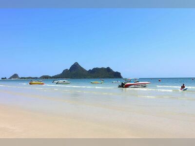 Ao Manao Beach, Prachuap Khiri Khan, Thailand