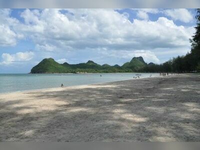 Ao Manao Beach, Prachuap Khiri Khan, Thailand