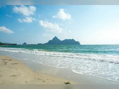 Ao Manao Beach, Prachuap Khiri Khan, Thailand