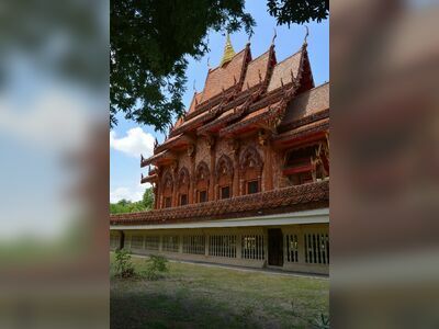 Wat Phu Khao Kaeo, Sakon Nakhon, Thailand