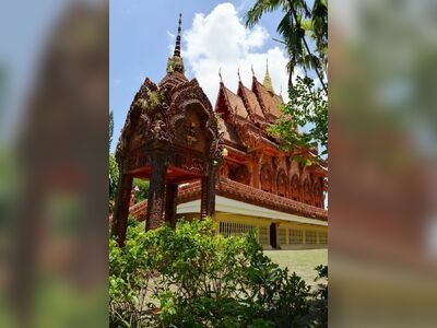 Wat Phu Khao Kaeo, Sakon Nakhon, Thailand