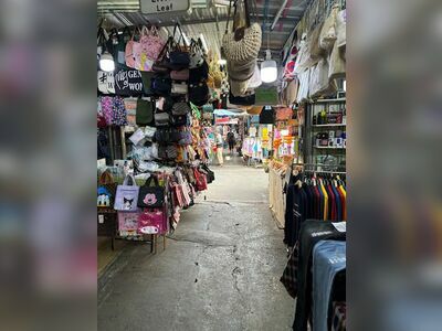 Chao Phrom Market