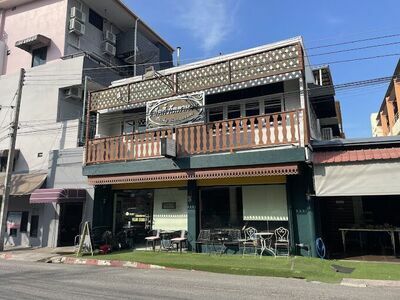 Lucky Restaurant