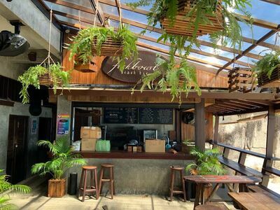 Fishbowl Beach Bar