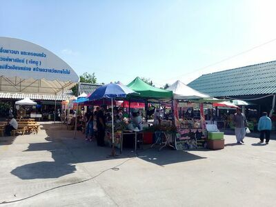 Pracharat Floating Market, Bang Bai Mai