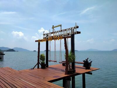Fresh Restaurant (Sriraya Lanta)