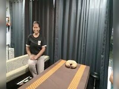 Kwan Beauty Salon and Thai Massage