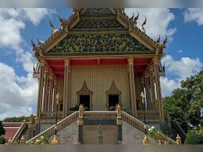 Phai Lom Temple, Royal Buddhist Temple