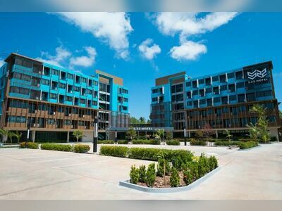 S.22 Hotel Suratthani