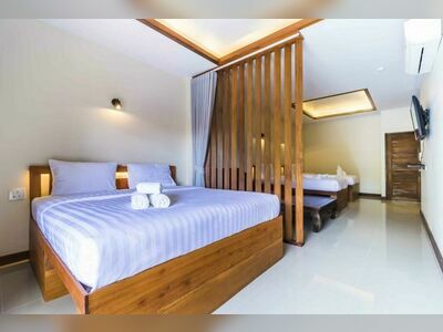 Wyh Hotels