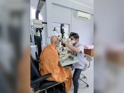 Dr. Pakorn Eye Clinic