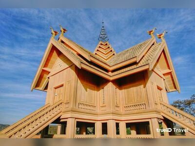 Wat Khao Wanchai Nawarat