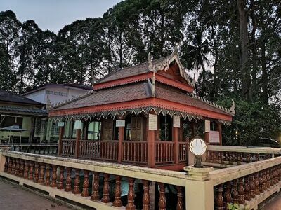 Wat Phattanaram (Wat Mai)