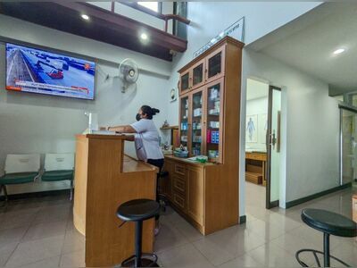 Theerasak Clinic