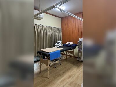 Specialist Internal Medicine Clinic by Dr. Thanyawan Samui
