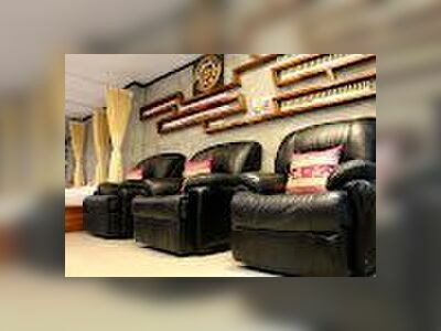 Mandarin Massage Phi Phi