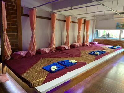 Mandarin Massage Phi Phi
