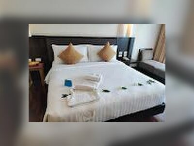 Rawi Warin Resort & Spa