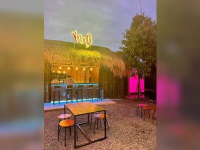 Yolo bar korat