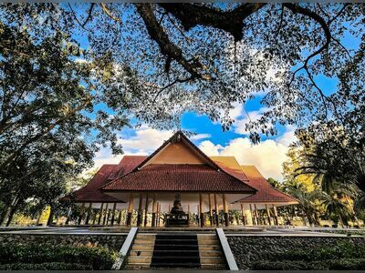 Ko Lampu Public Park